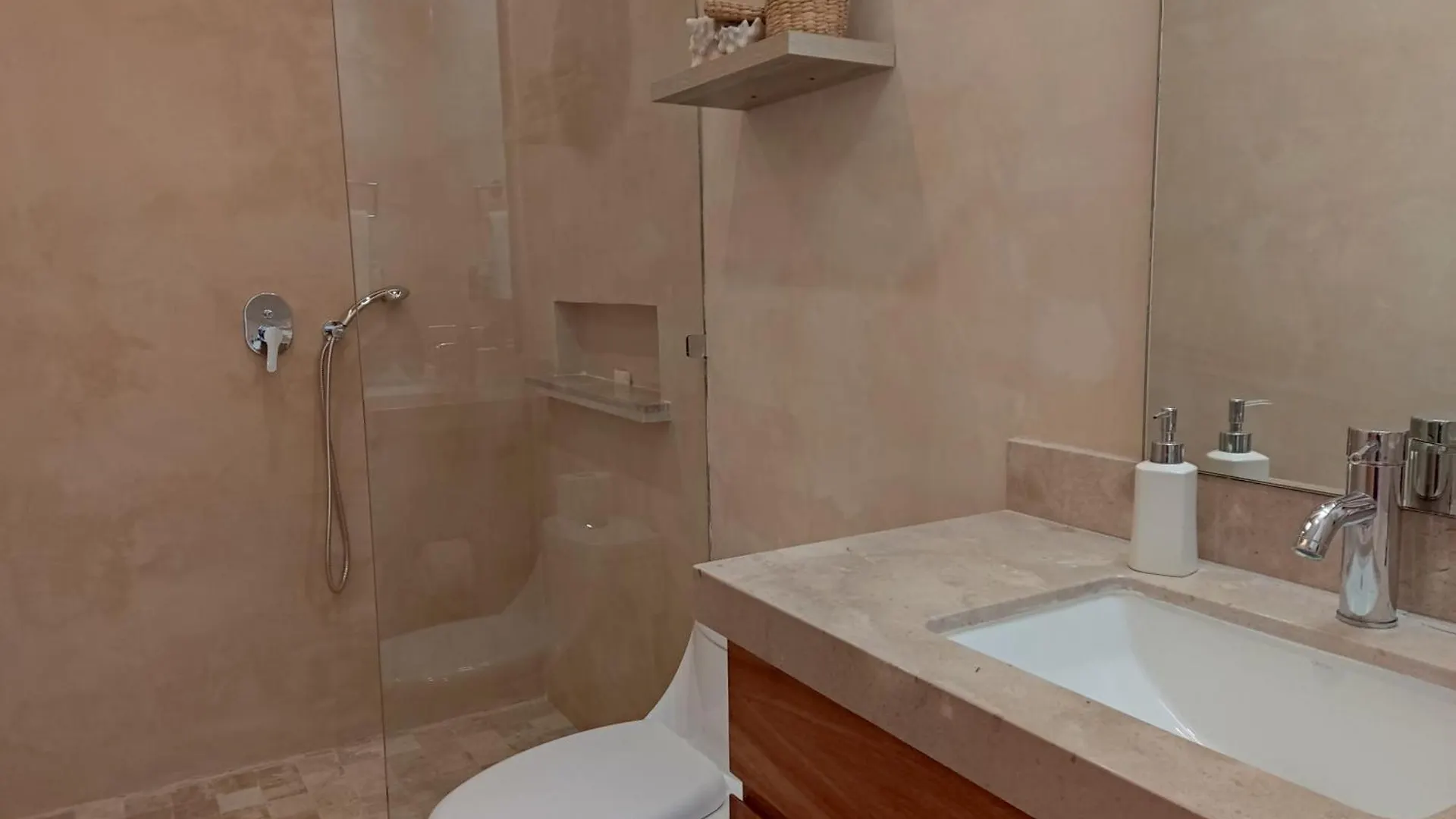 New Modern Apartment 1Bdr - Beach Access Тулум