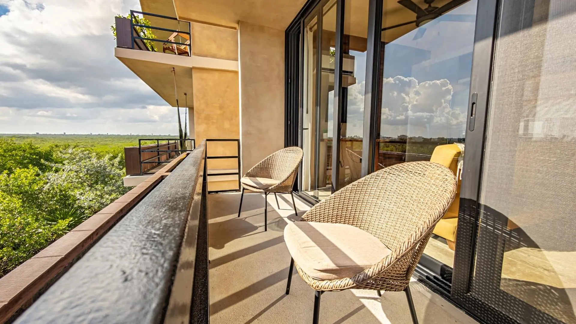 New Modern Apartment 1Bdr - Beach Access Тулум