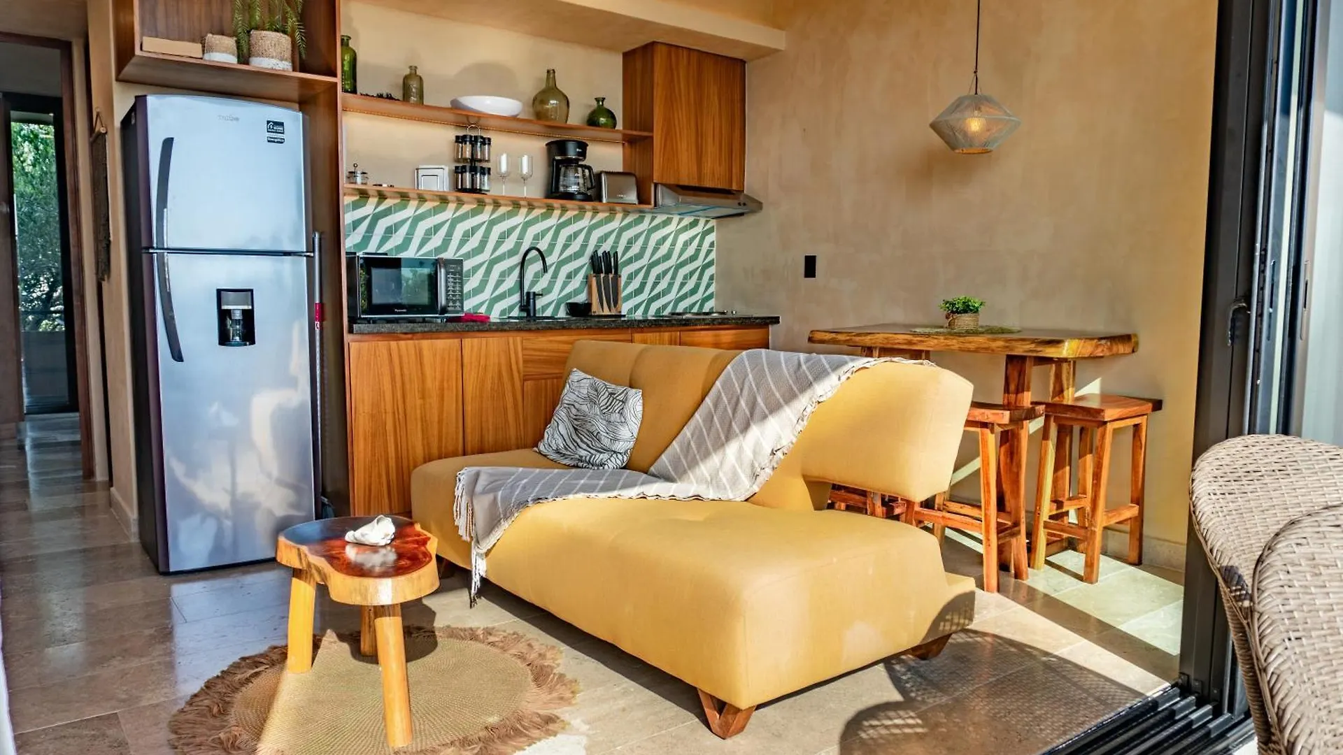 New Modern Apartment 1Bdr - Beach Access Тулум