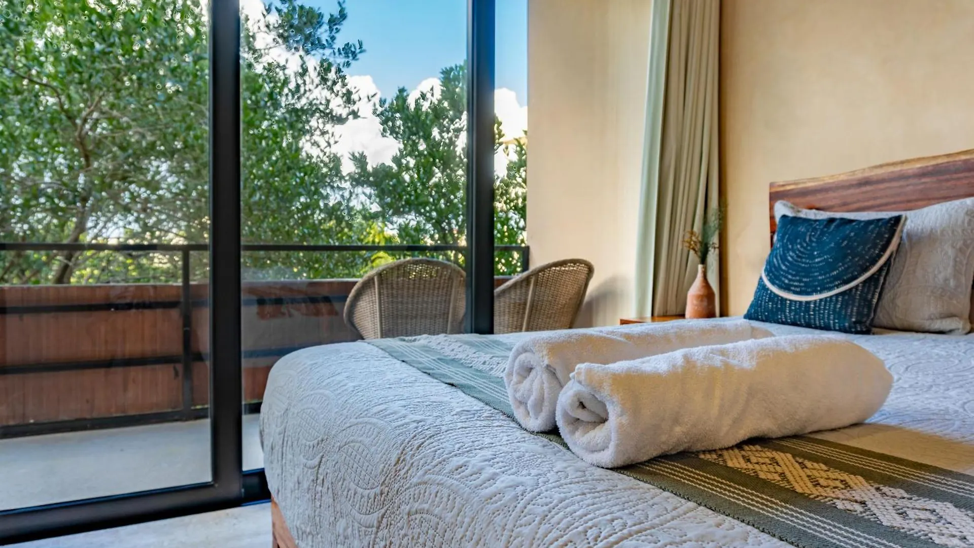 New Modern Apartment 1Bdr - Beach Access Тулум