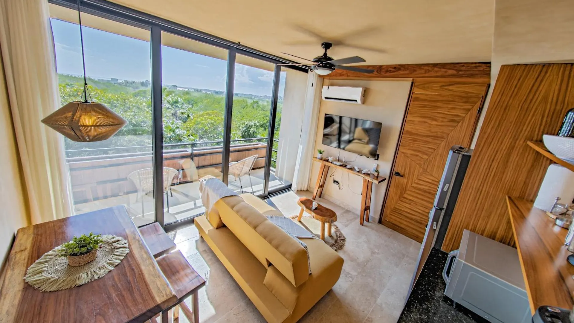 New Modern Apartment 1Bdr - Beach Access Тулум