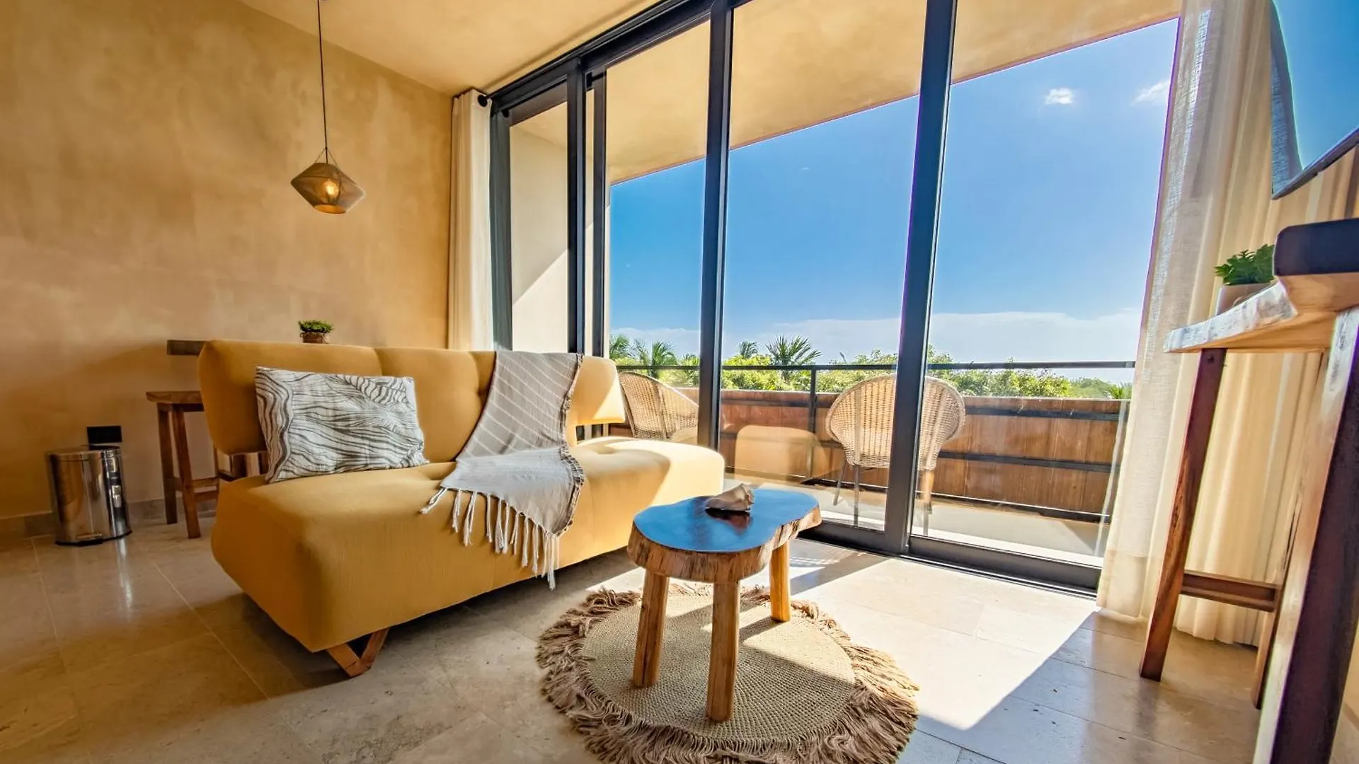 New Modern Apartment 1Bdr - Beach Access Тулум 0*,